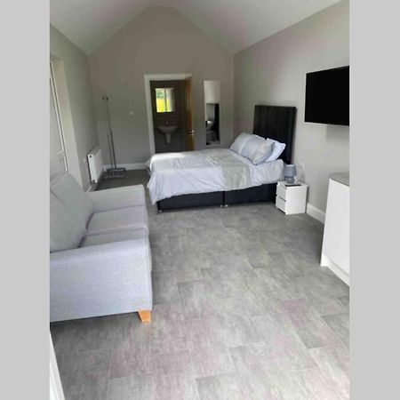 באליקאסל The Forest Chalet - Stunning Studio Apartment מראה חיצוני תמונה